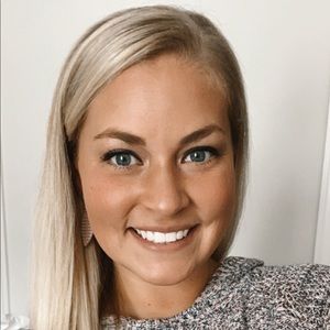 Meet your Posher, Melanie